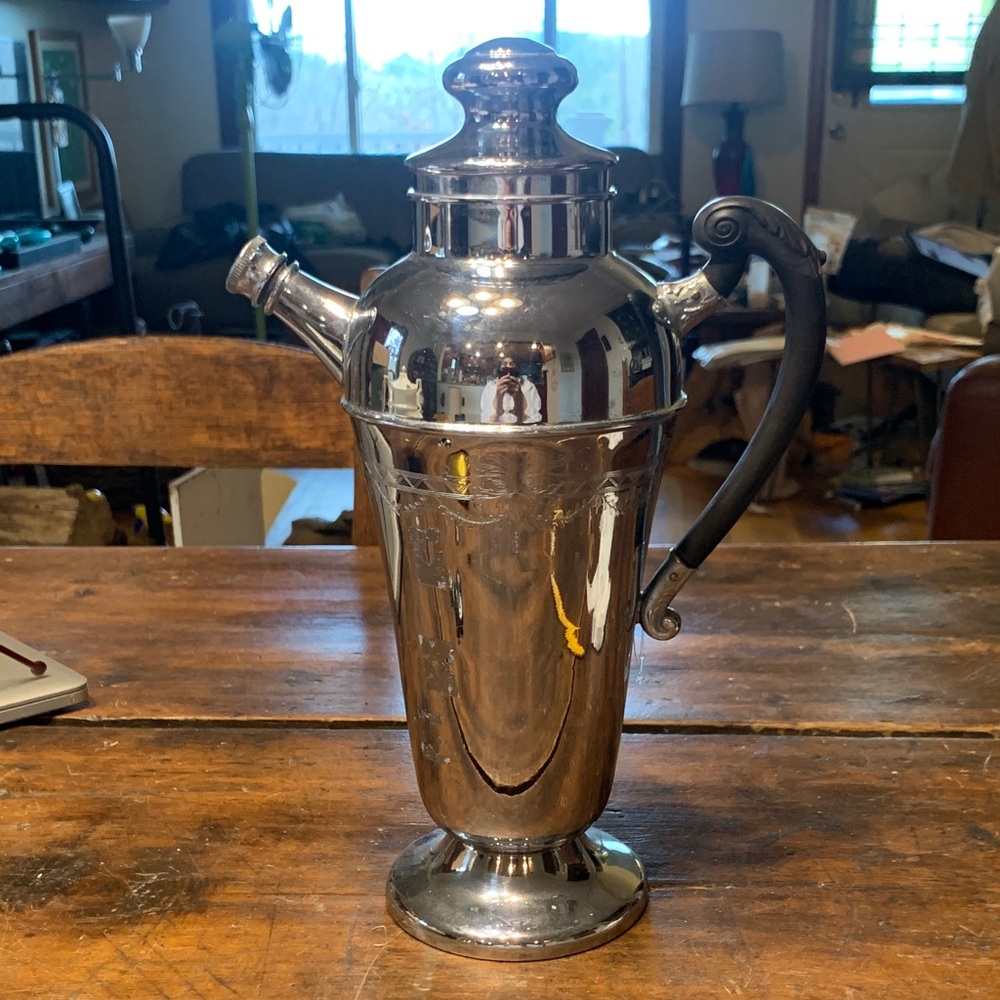 40’s-50’s MID CENTURY MODERN MCM CHROME PLATED COCKTAIL MARTINI SHAKER signed LB